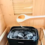 Nocleg ze śniadaniem Zenae - Cosy Avec & Sauna 4*