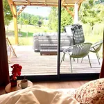Zenae - Cosy Avec & Sauna Nocleg ze śniadaniem 4*