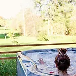 Zenae - Cosy Avec & Sauna Vitrac (Cantal)
