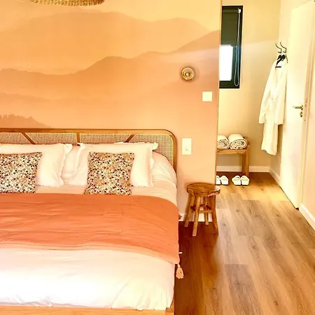 Zenae Bed & Breakfast