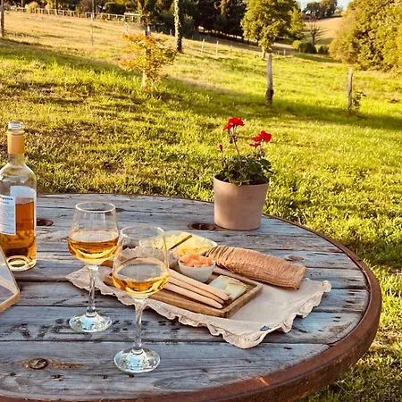 Bed & Breakfast Zenae Vitrac (Cantal)