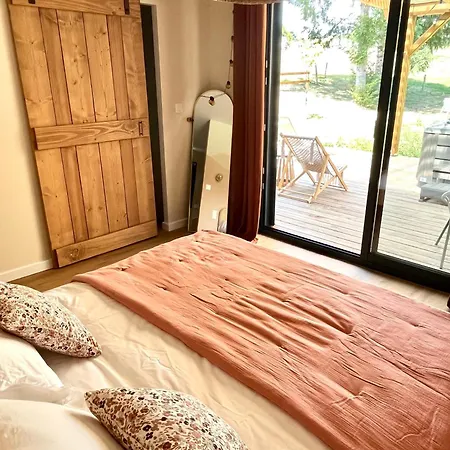 Bed and breakfast Zénaé Vitrac (Cantal)