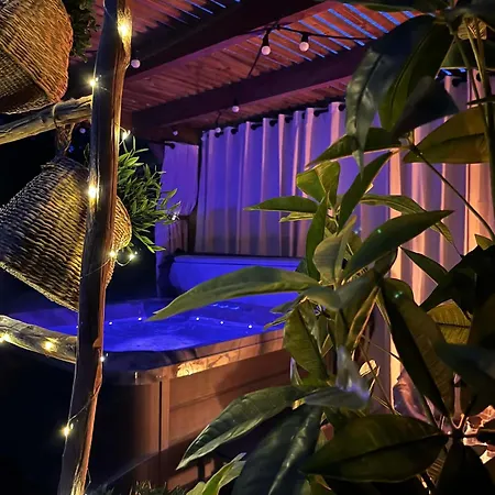 Bed and breakfast Zénaé 4*