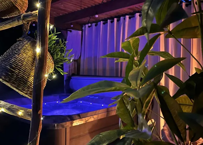 Bed & Breakfast Zenae - Cosy Avec & Sauna 4*